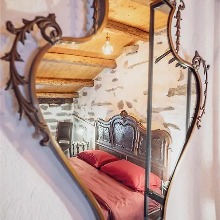 La Casa Dell'artista Nocleg ze śniadaniem Rossaza