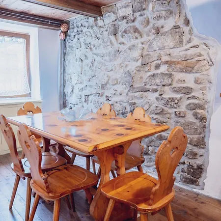 La Casa Dell'artista Nocleg ze śniadaniem *