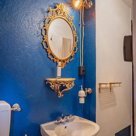 La Casa Dell'artista Rossaza