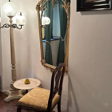 La Casa Dell'artista Rossaza